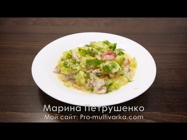 Возьмите 2 кабачка и добавьте немного курицы. Быстрый ужин за минуты в мультиварке. Очень вкусно!