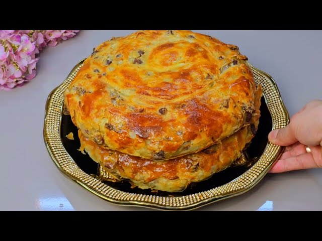 Боже как же это вкусно! Тесто 3 стакана и замес 3 минуты! Я хочу делать это каждый день